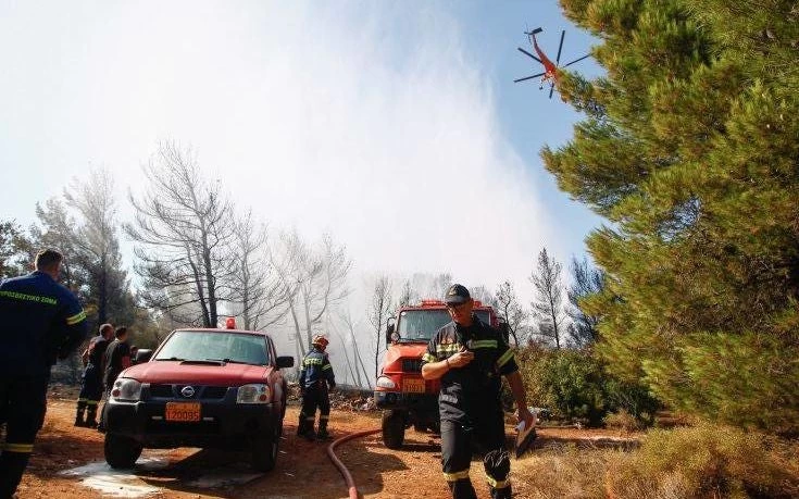 Συναγερμός στην Πυροσβεστική: Πυρκαγιά και στην Πεντέλη-Κοντά σε σπίτια